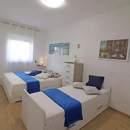 Luisa A 4 Posti Apartmán *