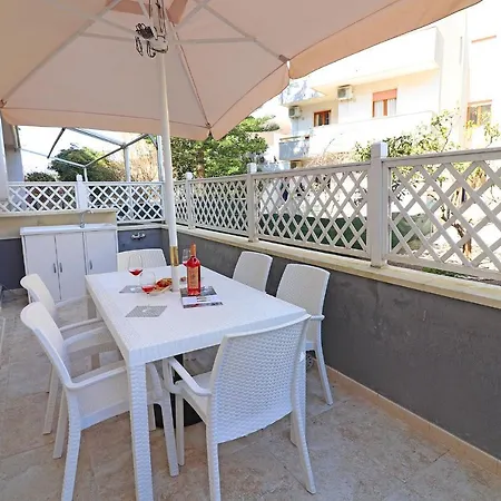 Luisa A 4 Posti Apartament *